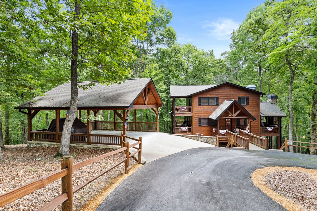 417466 Blue Ridge Residential