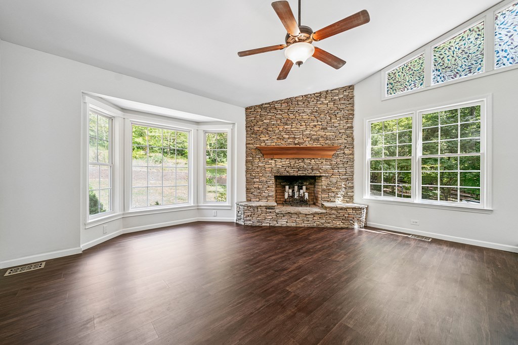 417472 Cumming Residential