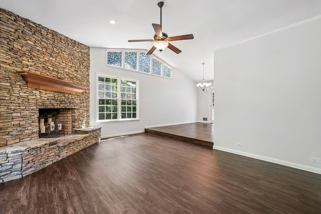 417472 Cumming Residential
