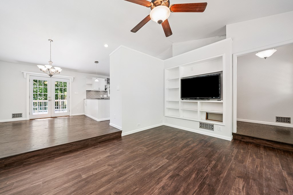 417472 Cumming Residential