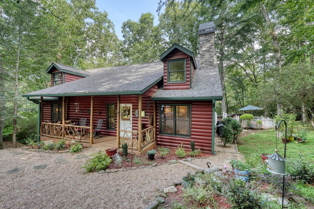 417475 Young Harris Residential