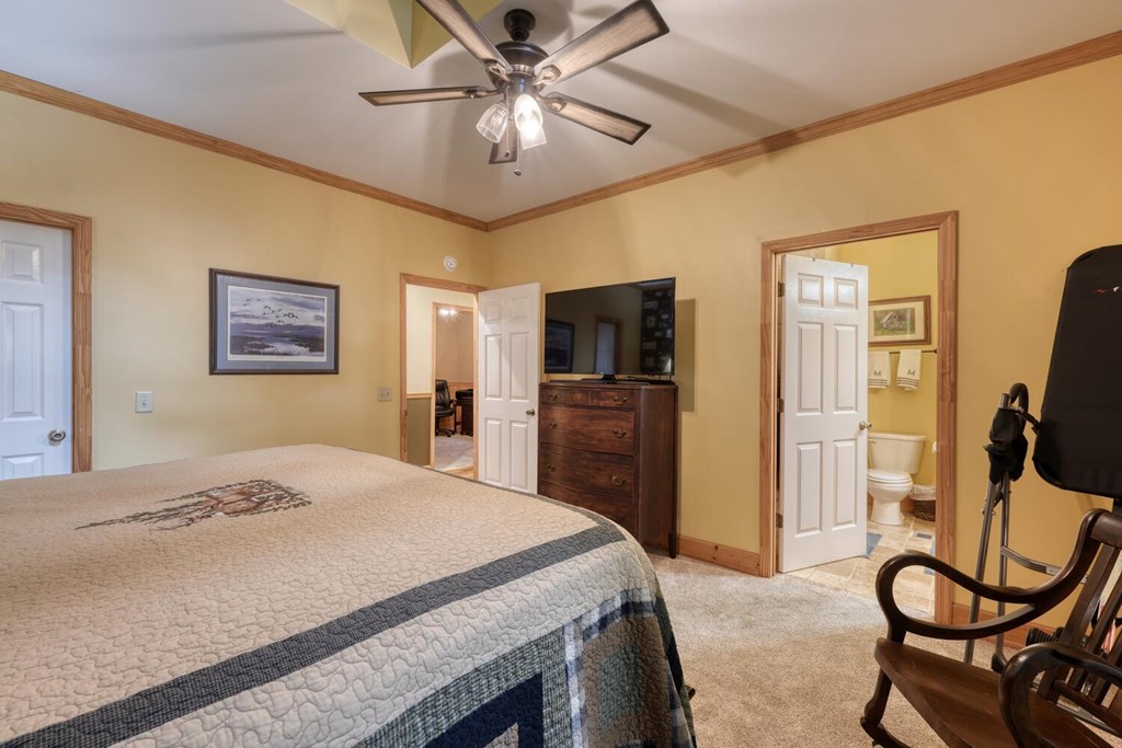 417475 Young Harris Residential