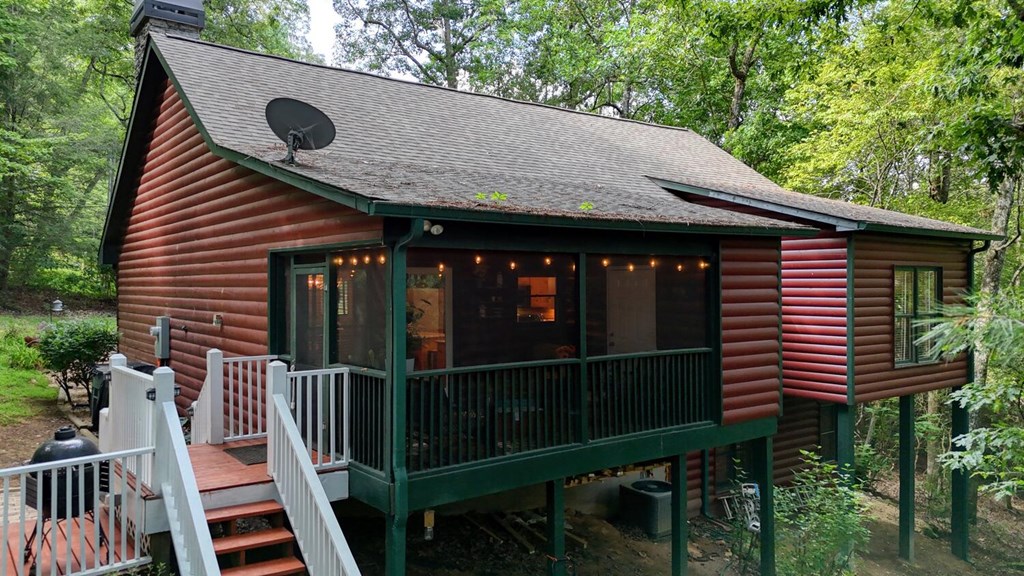 417475 Young Harris Residential