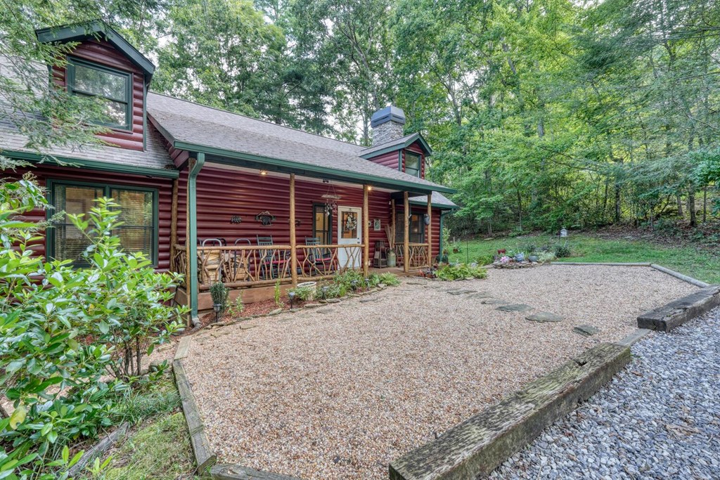 417475 Young Harris Residential