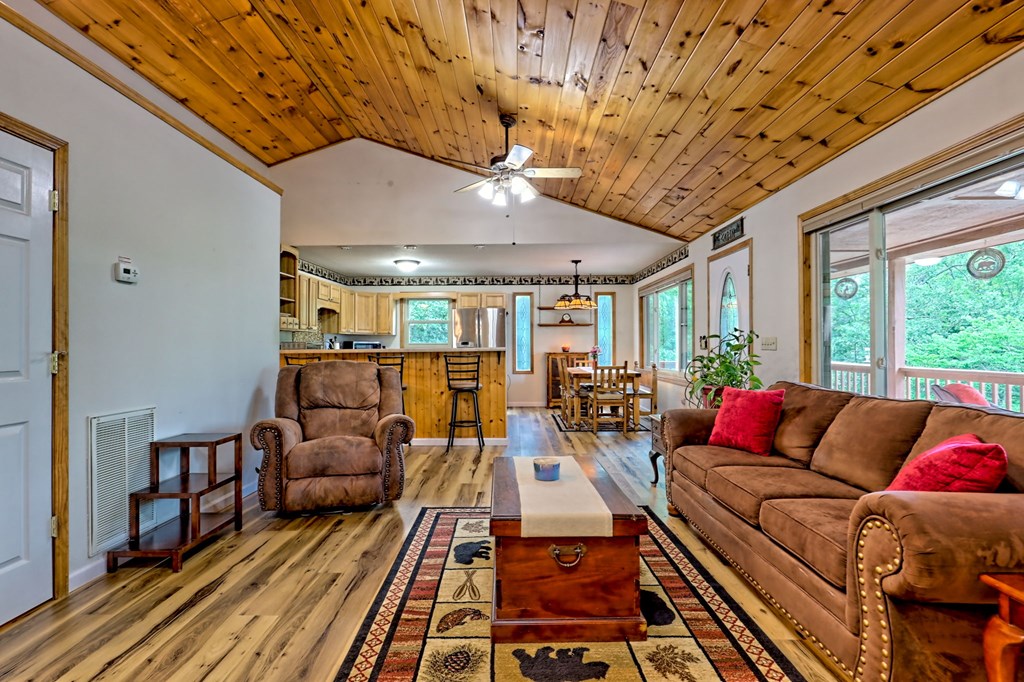 417476 Blairsville Residential