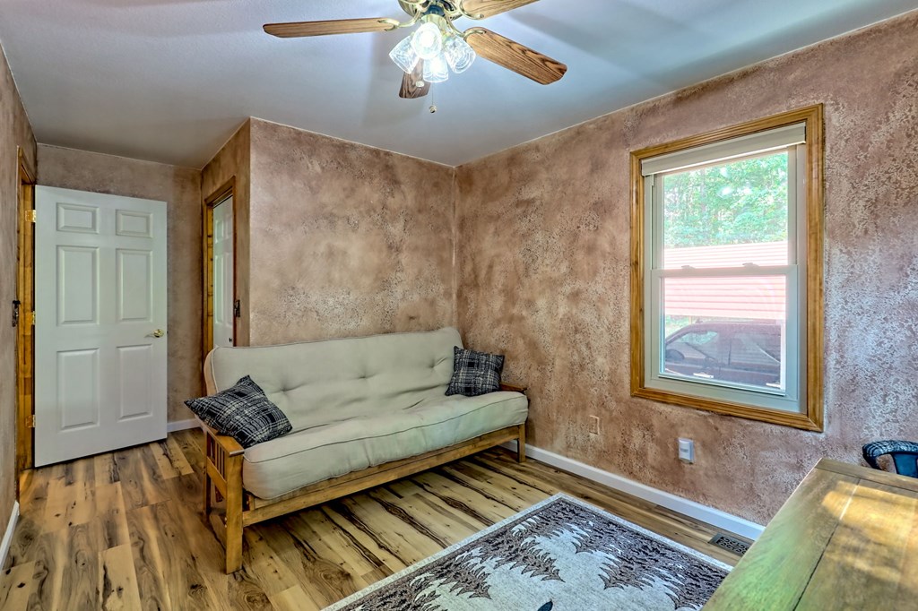 417476 Blairsville Residential