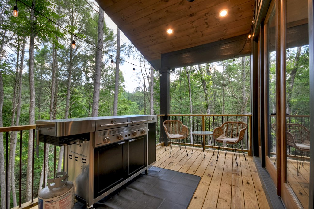 417478 Blue Ridge Residential