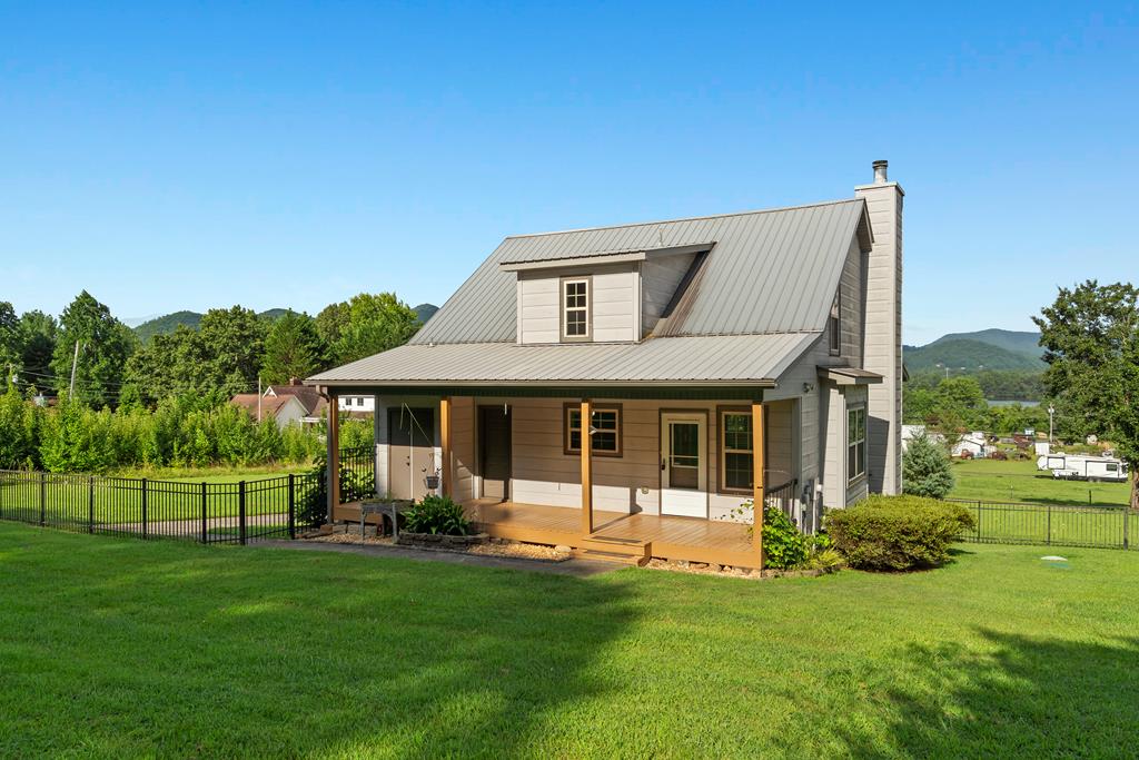 417480 Hiawassee 