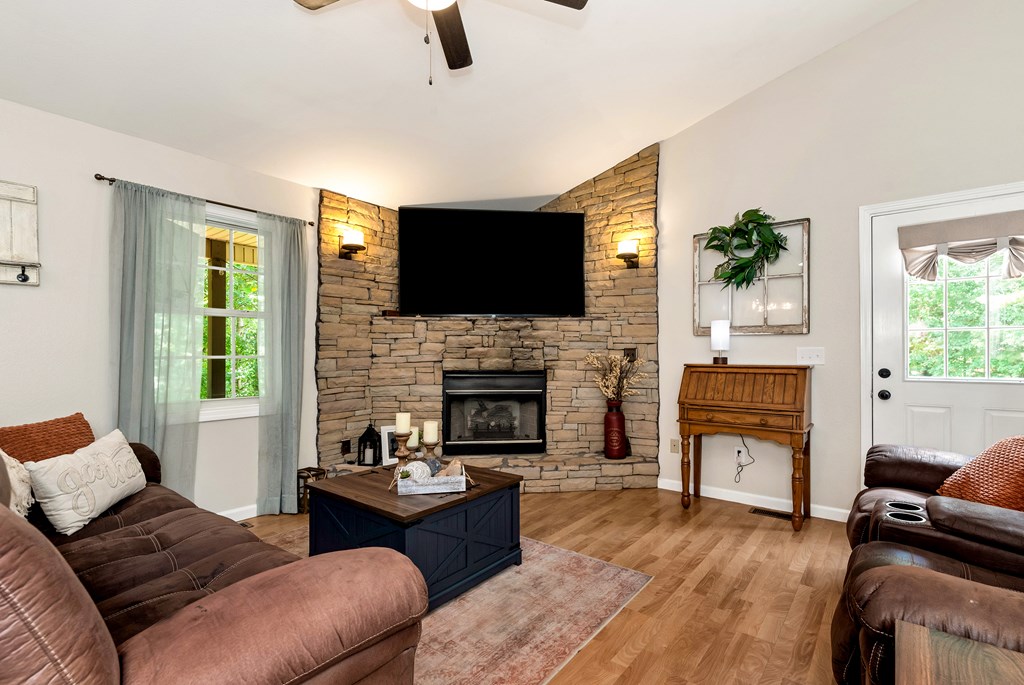 417487 Ellijay Residential
