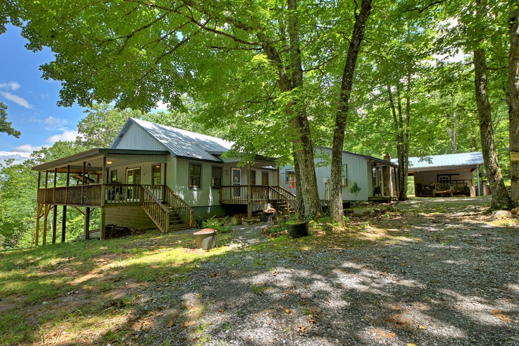417498 Young Harris Residential