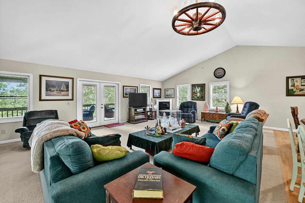 417498 Young Harris Residential