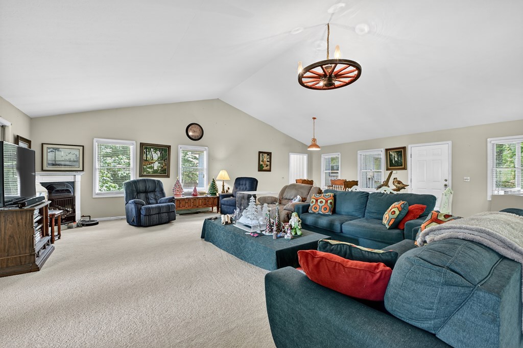 417498 Young Harris Residential