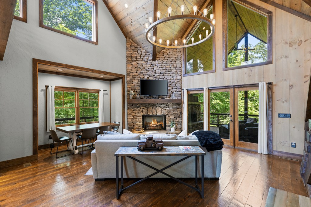417499 Blue Ridge Residential