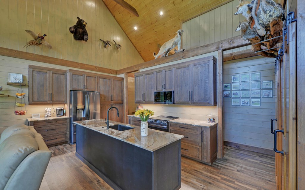 417506 Murphy Residential