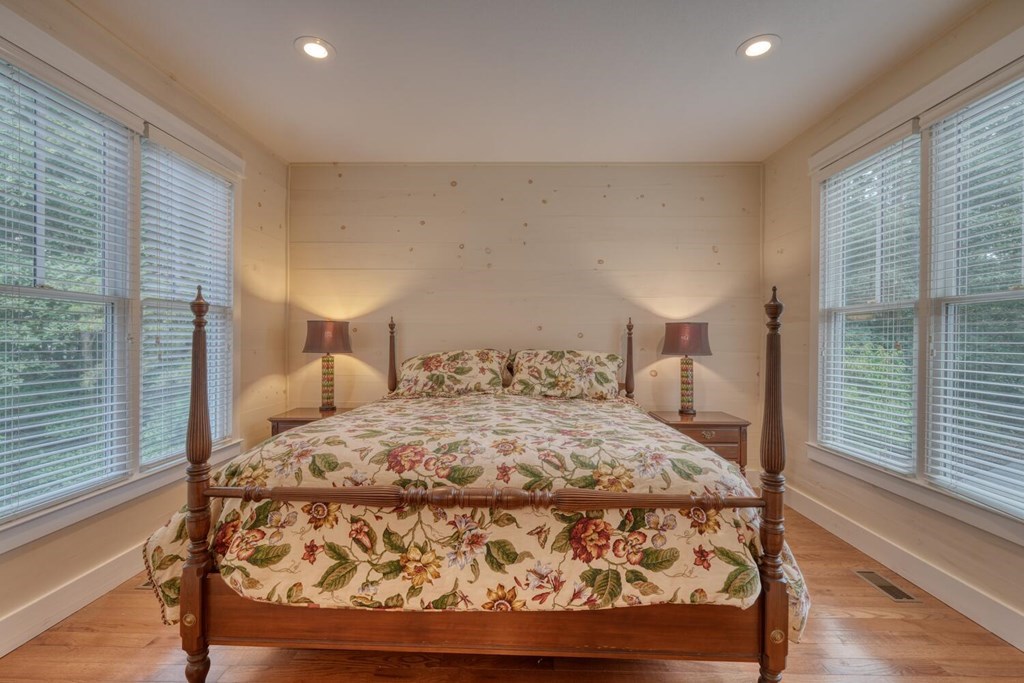 417513 Blairsville Residential