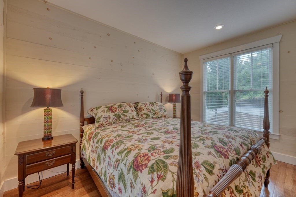 417513 Blairsville Residential