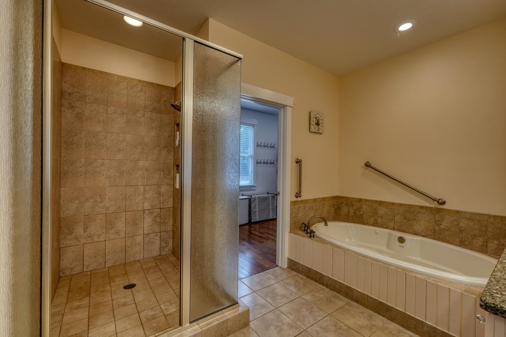417513 Blairsville Residential