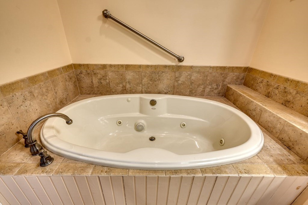 417513 Blairsville Residential