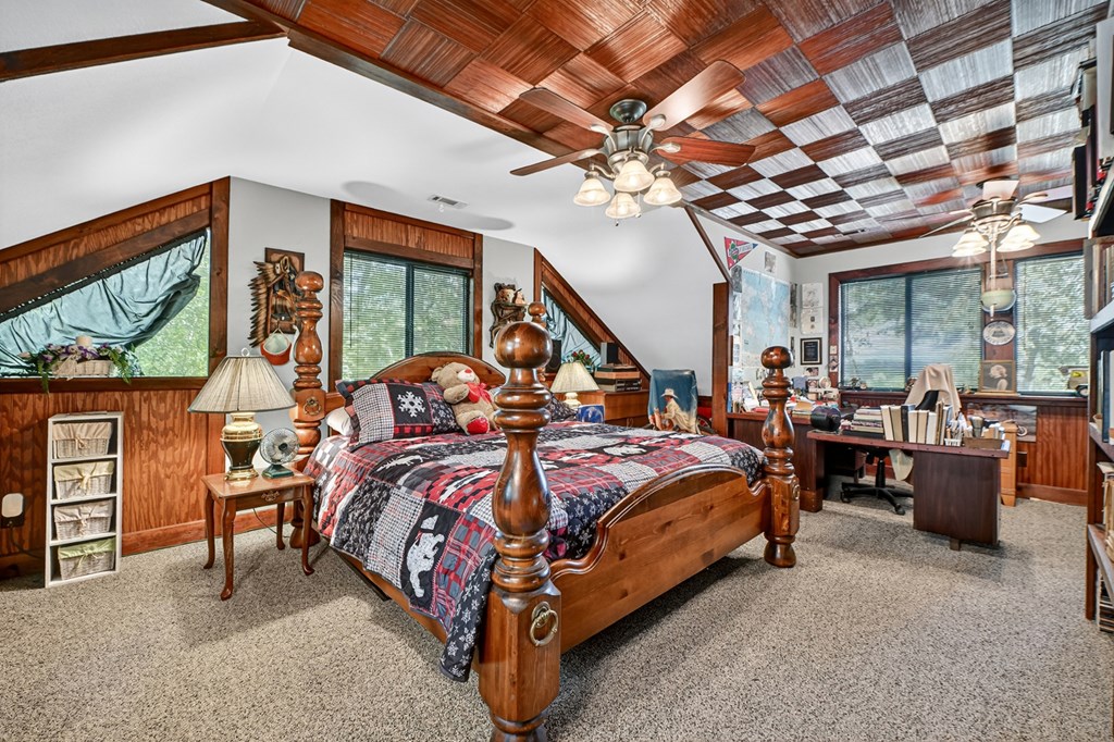 417518 Mineral Bluff Residential