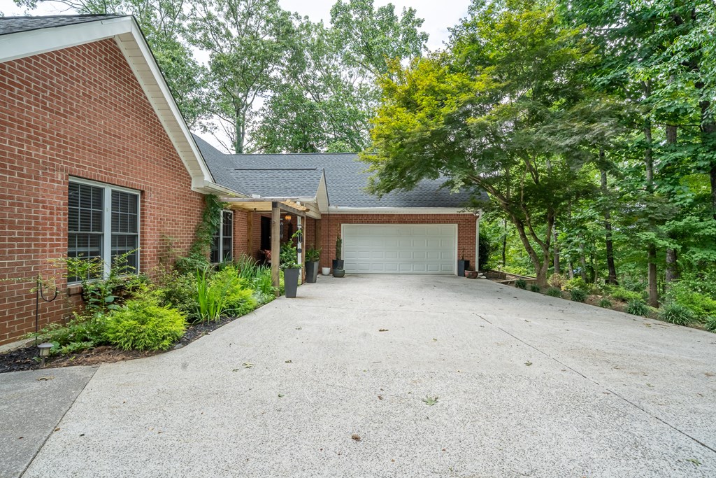 417519 Blue Ridge Residential