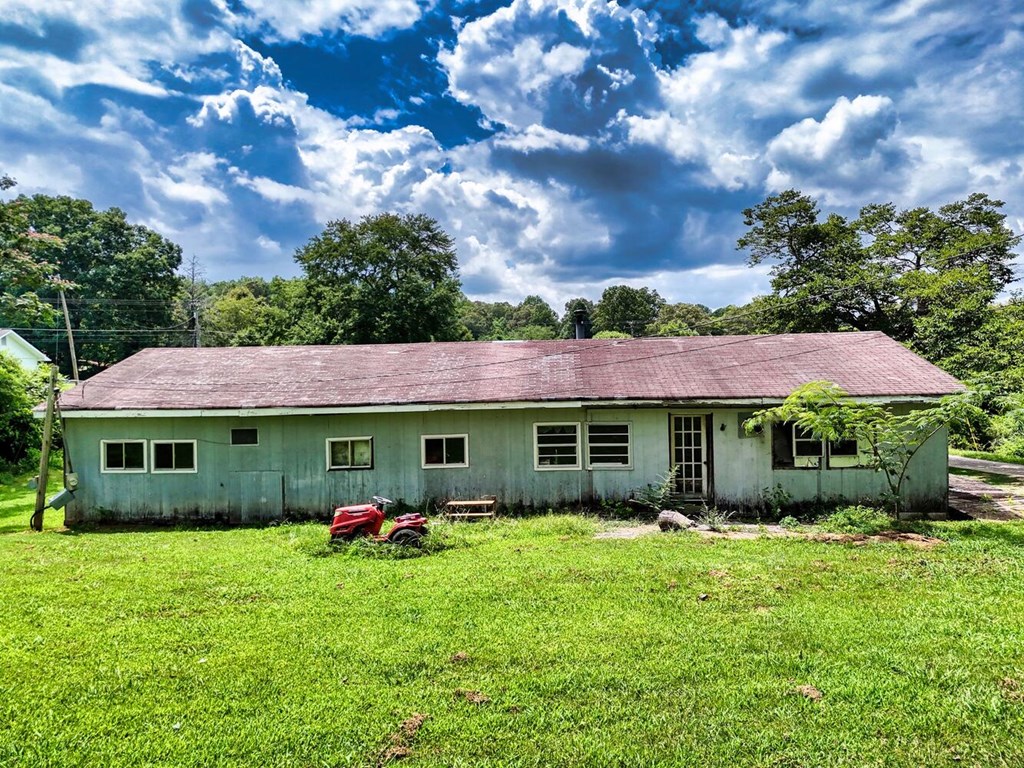 417523 Epworth Land