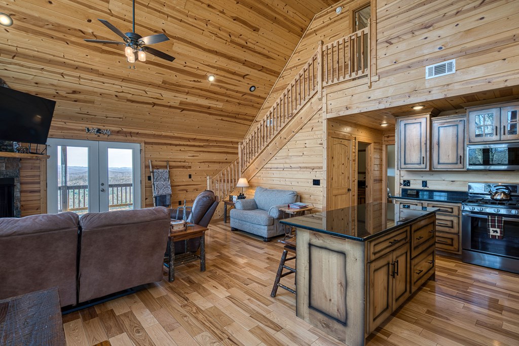 417525 Murphy Residential