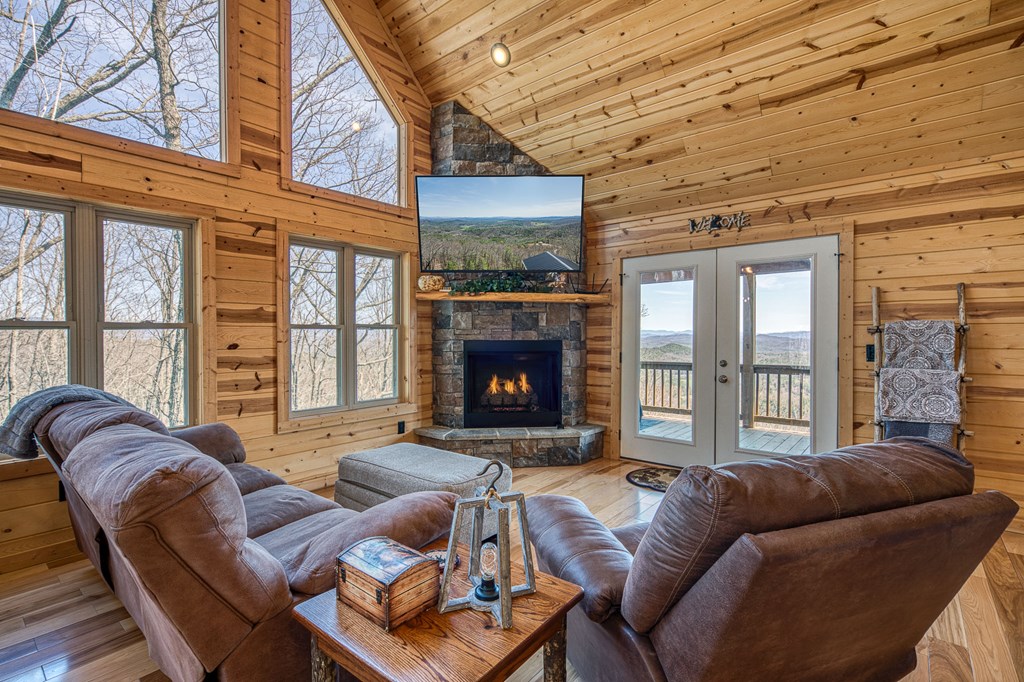 417525 Murphy Residential