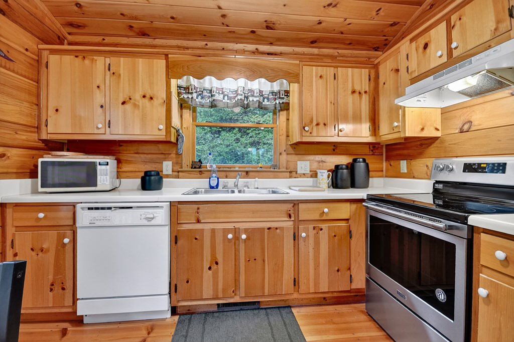 417533 Blue Ridge Residential