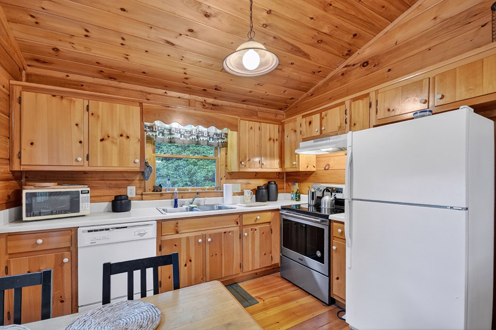 417533 Blue Ridge Residential