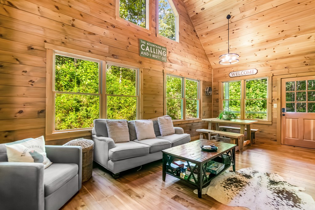 417552 Blue Ridge Residential