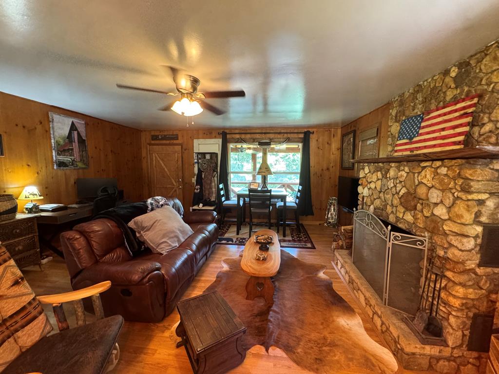 417555 Blue Ridge Residential