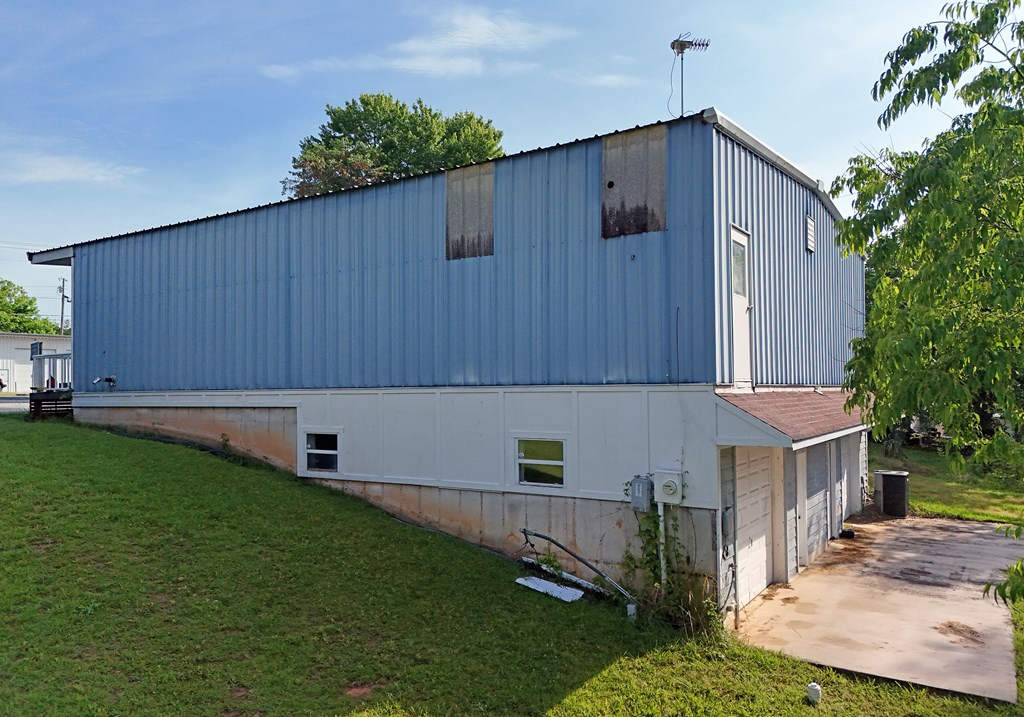 417563 Blairsville Residential