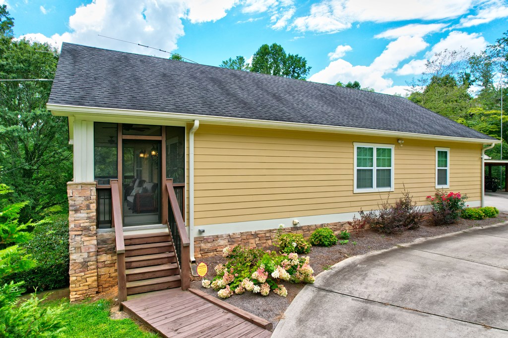 417567 Blue Ridge Residential