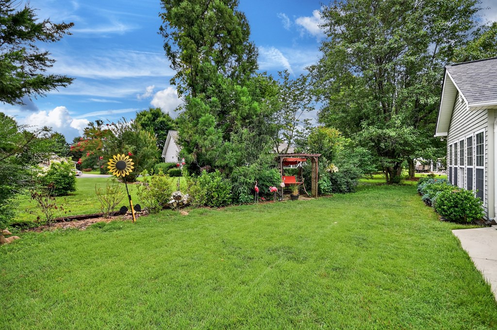 417570 Blue Ridge Residential