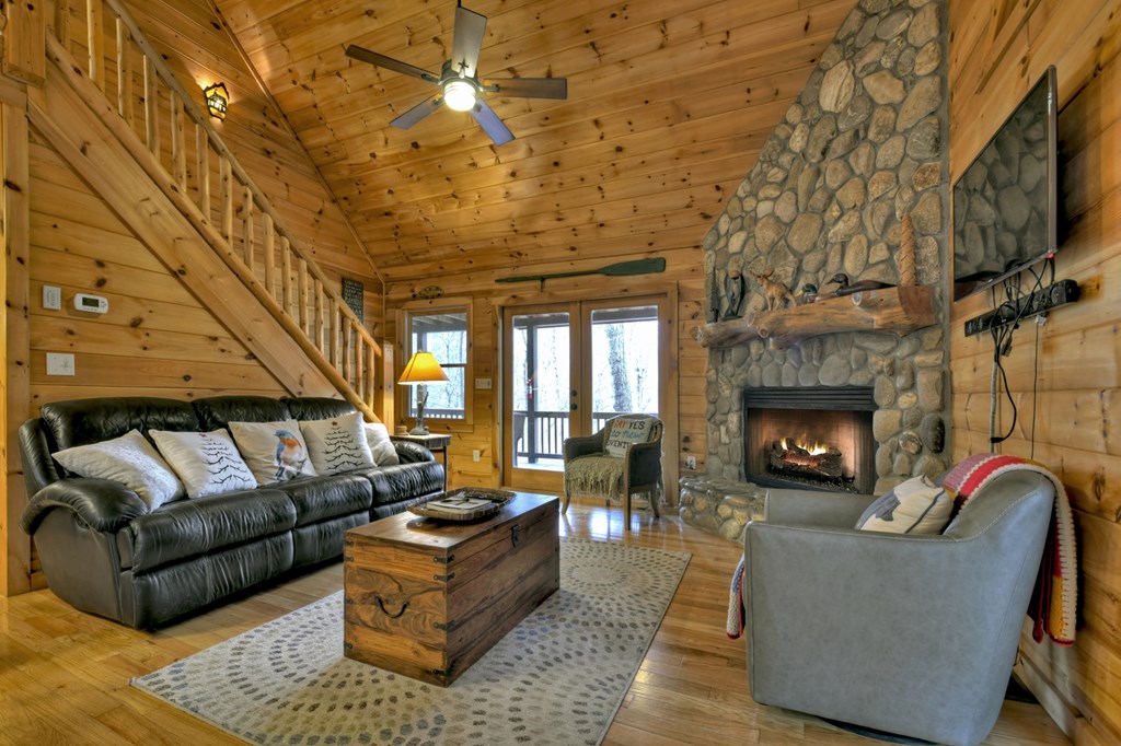 417576 Blue Ridge Residential