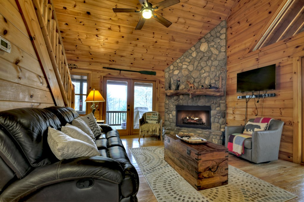 417576 Blue Ridge Residential