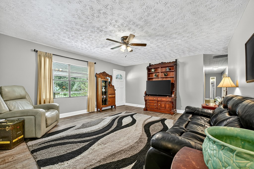 417579 Blue Ridge Residential