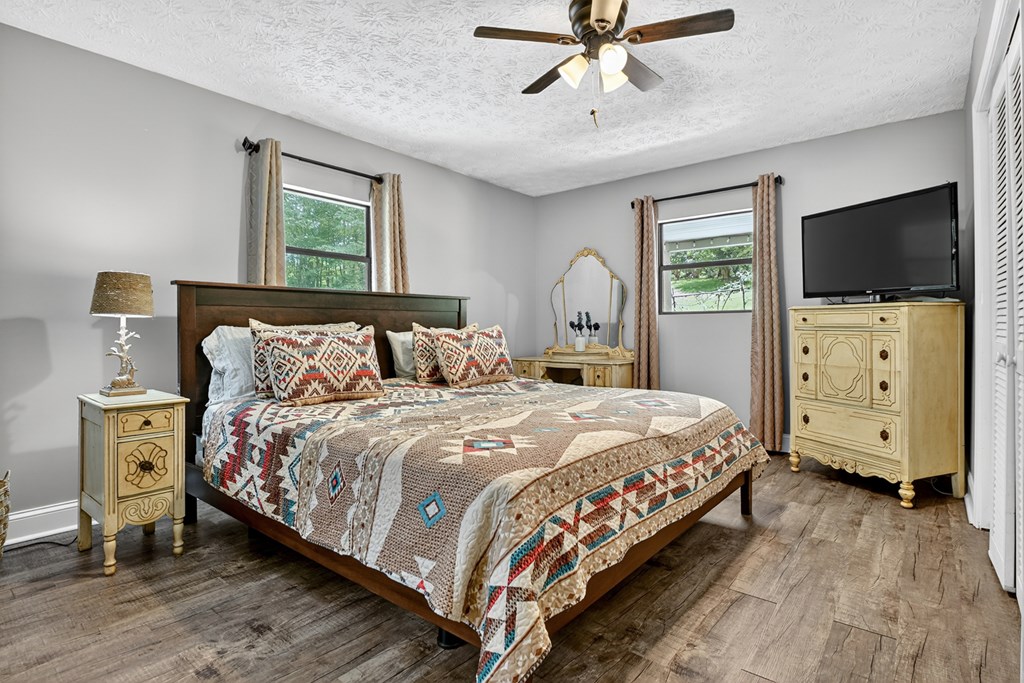 417579 Blue Ridge Residential