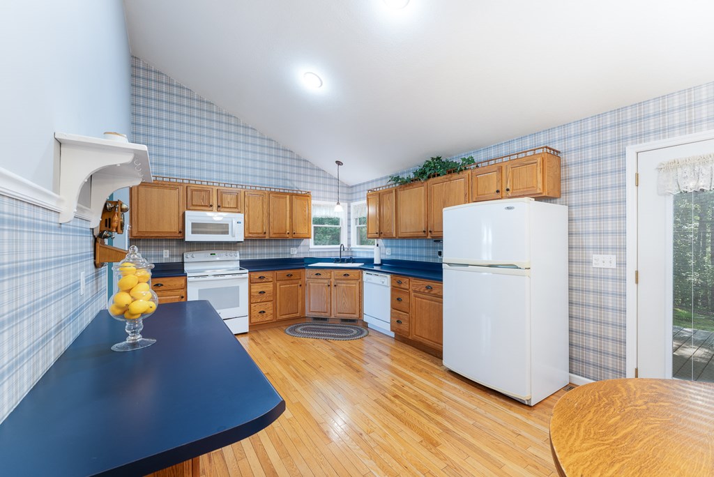 417582 Murphy Residential