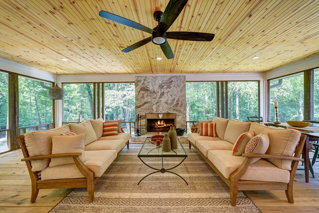 417589 Ellijay Residential