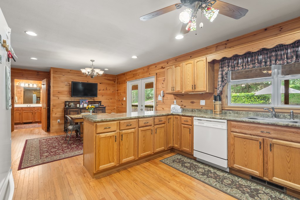 417591 Morganton Residential