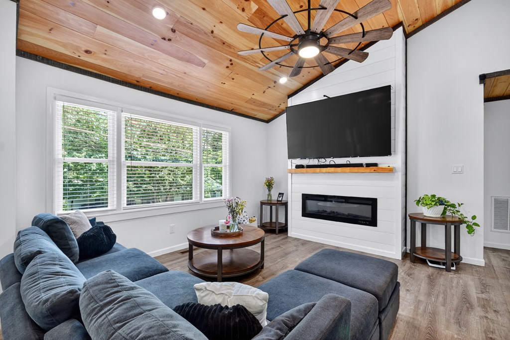 417606 Epworth Residential