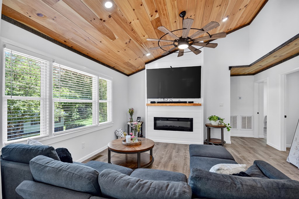 417606 Epworth Residential