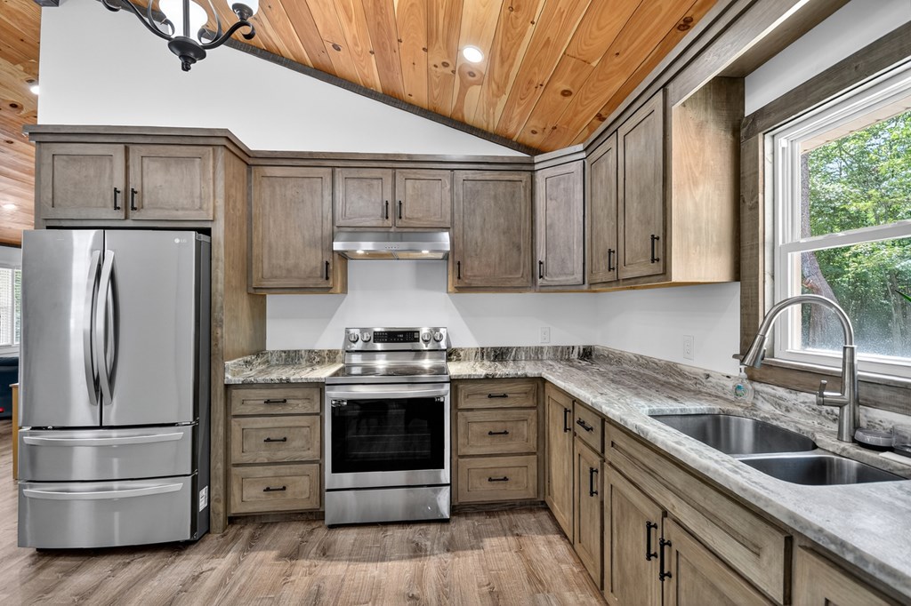 417606 Epworth Residential