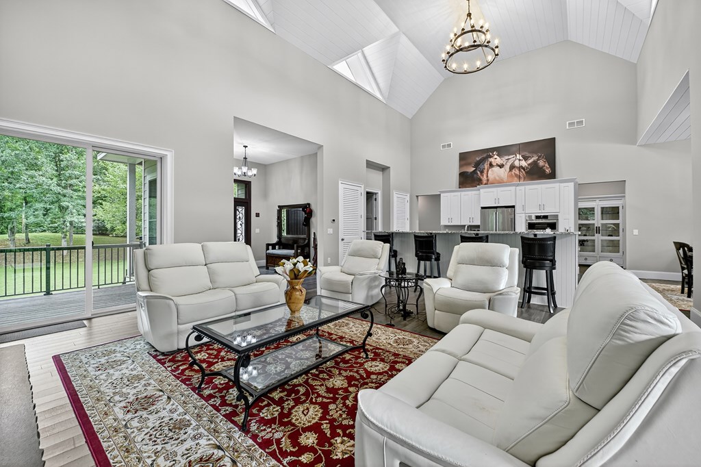 417647 Blue Ridge Residential