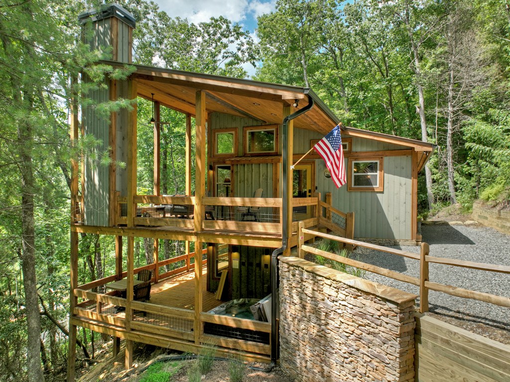417663 Blue Ridge Residential