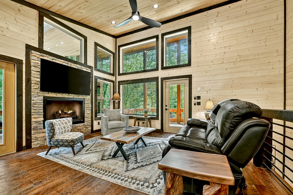 417663 Blue Ridge Residential