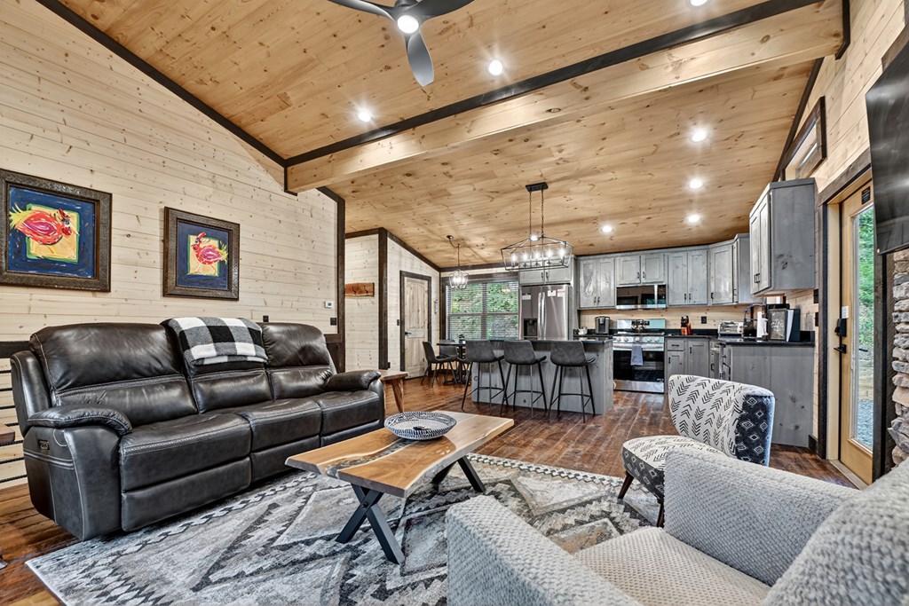 417663 Blue Ridge Residential