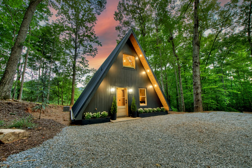 417664 Morganton Residential