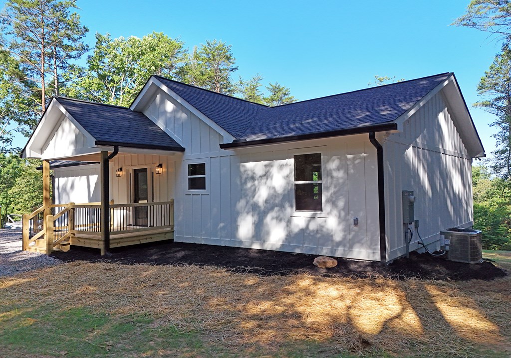 417666 Blairsville Residential